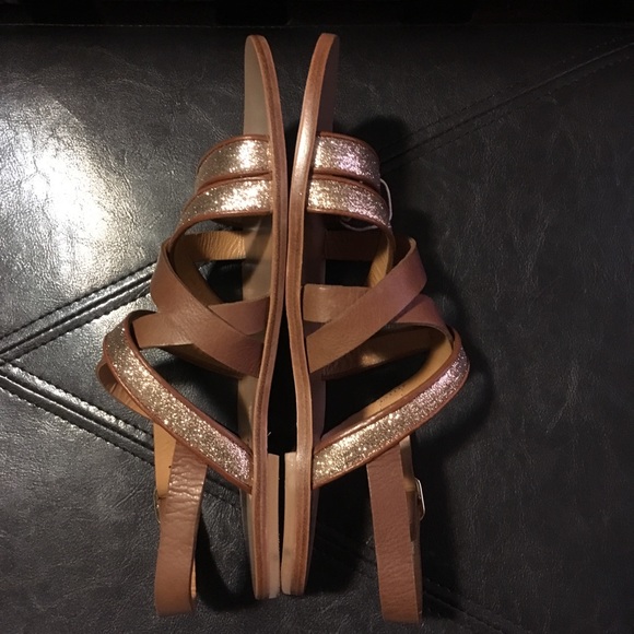 🏆HP🏆 Sz 39 Tatoosh Flat Brown Sandals - Picture 5 of 8